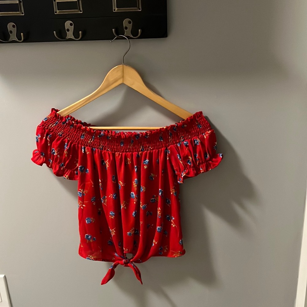 Woman’s blouse